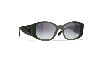 Chanel 5422B C501/T8 Black Square Polarised Sunglasses