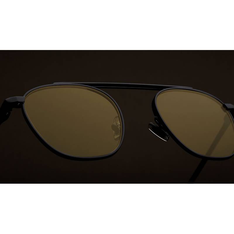 Lazare Studio Newton Back to Black Amber Delight