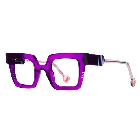 Anne & Valentin Go up 22C02