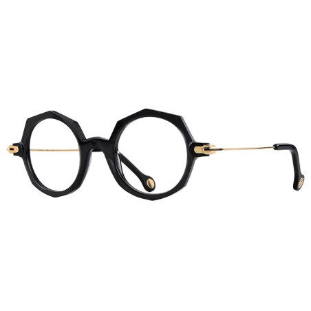 Anne & Valentin Latitude 20A08