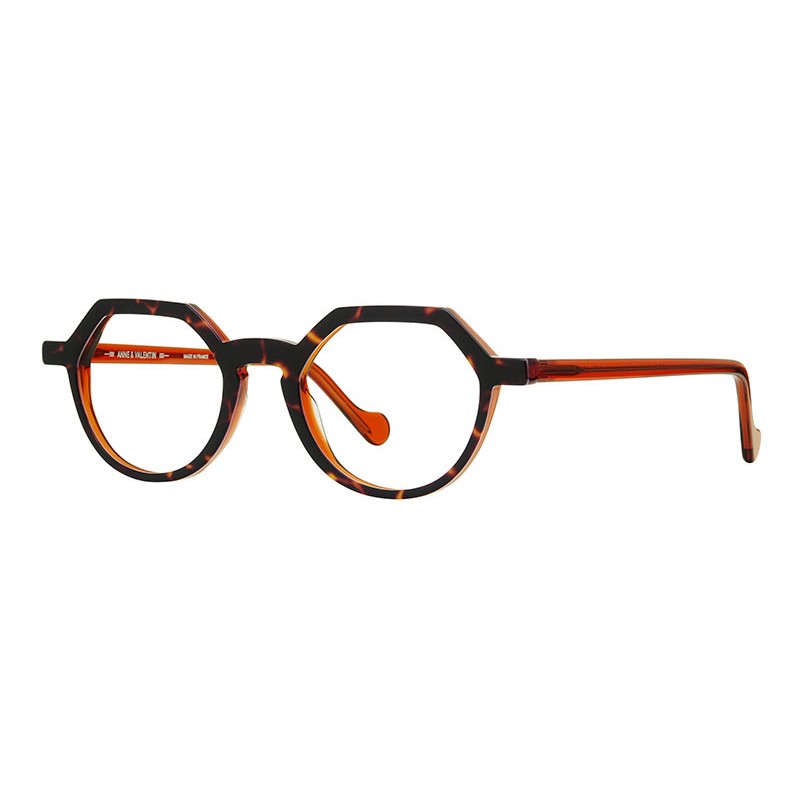 Anne & Valentin Ayo 25A32