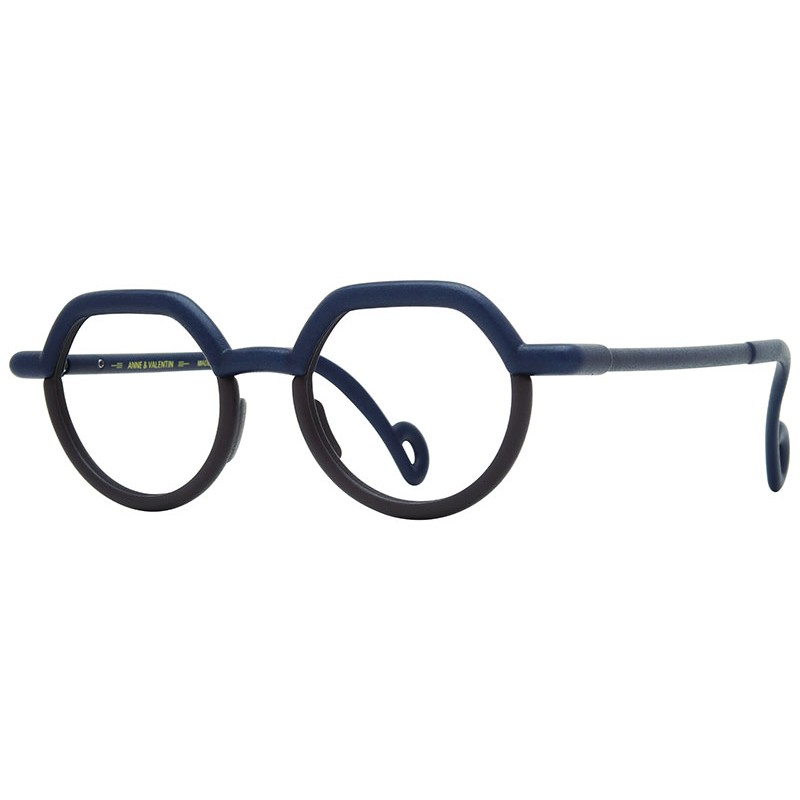 Anne & Valentin HE04 24C69