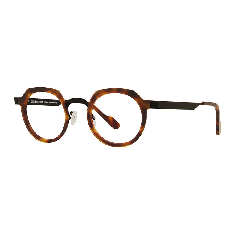 Anne & Valentin Fanely U104